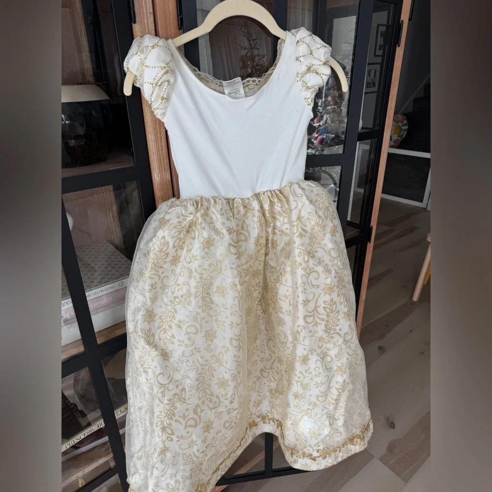 2012 Disney Store Tangled Ever After Rapunzel Wedding Dress Costume princess